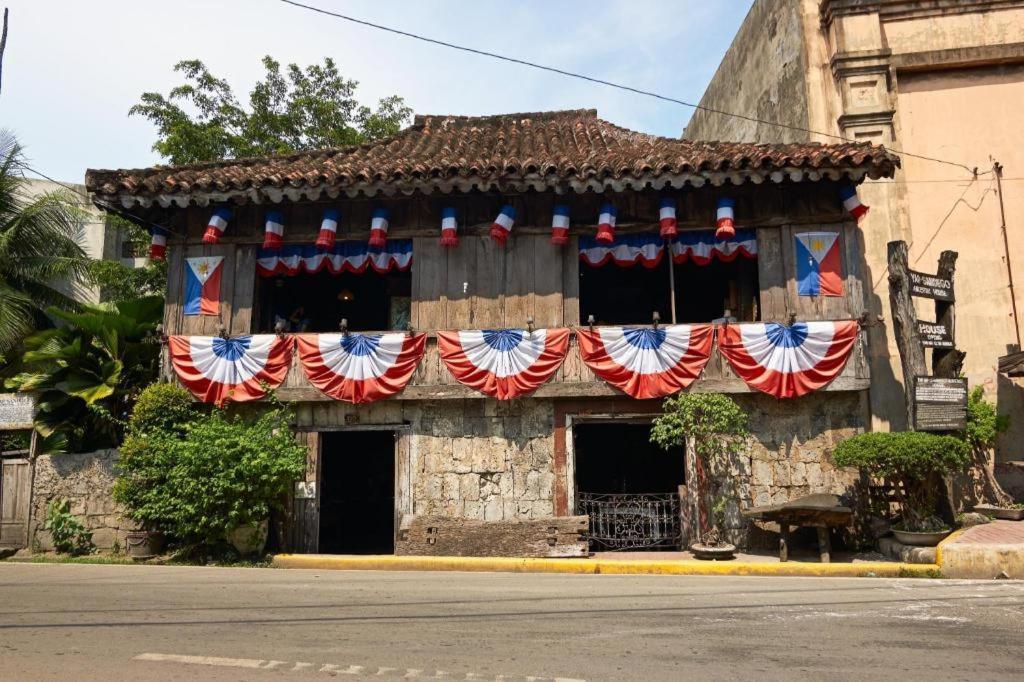 套房大酒店 曼达维市 外观 照片